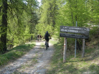 il primo bivio per salire al Monte Corbioun