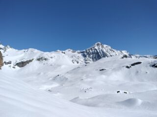 Uja di Ciamarella e il rifugio Gastaldi 