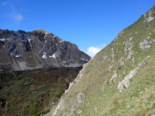 La Cresta Nord del Monte Antoroto dal Passo della Capretta 