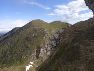 Il Monte Grosso (m.2007) dalla salita per la Cresta Nord al Monte Antoroto (m.2149)