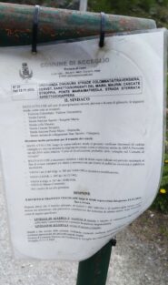 Ordinanza di chiusura della strada (completamente pulita!)