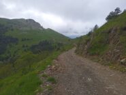 Discesa verso il Passo della Mezzaluna 