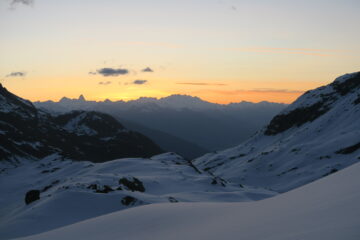 uno sguardo verso Cervino e gruppo del Rosa