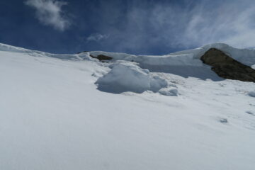 a pochi metri dal Col Champillon