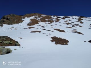 verso i tratti ripidi ma puliti sotto la vetta
