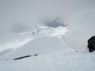 Vista di vetta verso il versante di salita