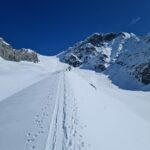 La morena fatta in salita. La sella Pioda sullo sfondo