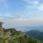 Tratto di sentiero e Lago Maggiore