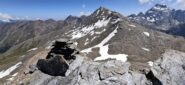 Dalla cima verso l'ampio colle dove culmina il vallone Brusalana