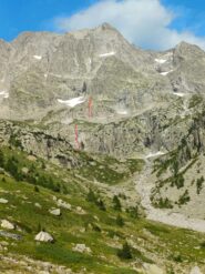 Le due vie viste dal sentiero