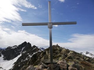 Croce di vetta e Gorgia Cagna