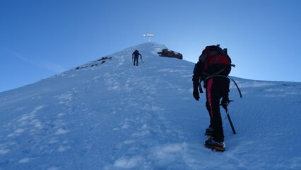 Salita all'anticima 3192m