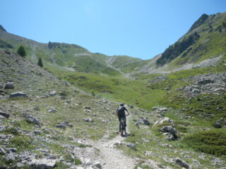 in vista del Col des Ayes