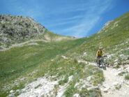 sentiero pietroso ma scorrevole