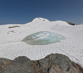 Altro laghetto minore presso il Lago Gelato
