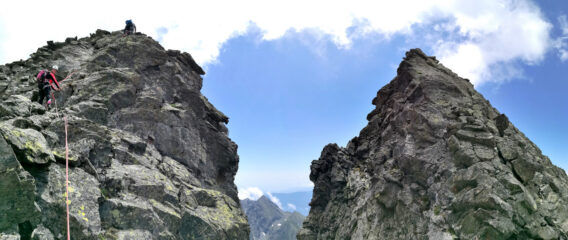  a dx salendo e' la quota 3047m..
