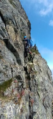 alti in parete sopra il primo salto..