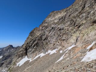 la cengia della normale all'Argentera Nord