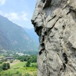 S3 comoda e panoramica. Da qui, volendo, è possibile fare anche l'ultimo bel tiro di Esercito 1 (un 6a+ con fessura strapiombante da superare). Fatta per chiudere in bellezza! 