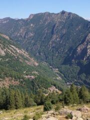 La strada che sale a Champorcher 