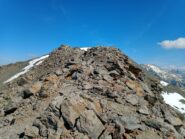 il facile crestone di salita