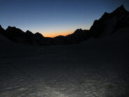 Con l'alba che fa capolino