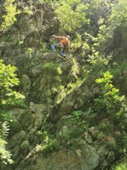 Articolato pilastrino sul primo tiro della via