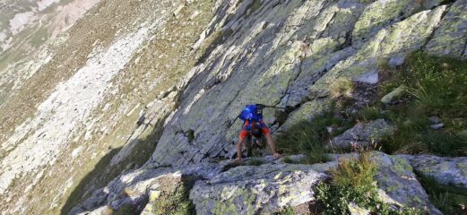 Tratti di facile arrampicata verso il Lausa