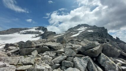Cima di Castello sx e Punta Allievi dx