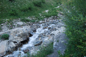 L’attraversamento del torrente di Chambave, col nuovo canapone