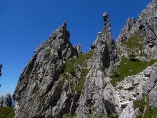 Torre Maria a sx e Torrione dei Piccioni a dx