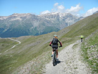 discesa verso il Colle dell'Assietta