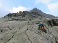 Le belle e facili placche sopra la bréche, con tutta la cresta Nord da percorrere