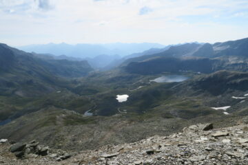 versante Champorcher con il lago Miserin