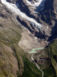 il ghiacciao del Lys 25 anni riempiva quasi tutto il lago