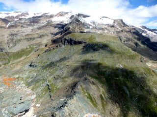 Dalla cima più alta Col d'Olen e C.no del camoscio.