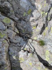 Il chiodo di L1 visibile all'attacco 