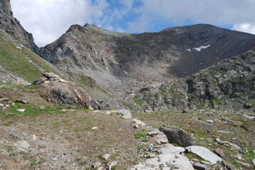 Quasi al Col Fussy con la mole del Mont Glacier a destra