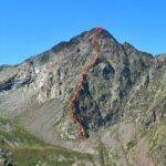 Il Mont Nery con segnata la via di salita per lo sperone sud