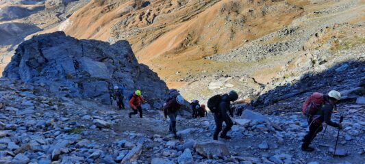 uscita dal canalino con acqua e leggero sratto di ghiaccio