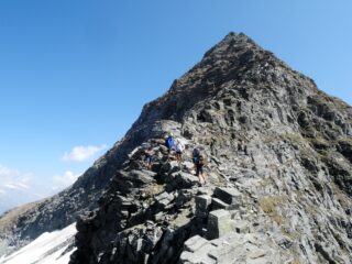 Attacco della ctesta visto dal colletto 2986 m