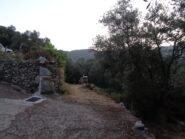 la partenza del sentiero e la prima fontanella