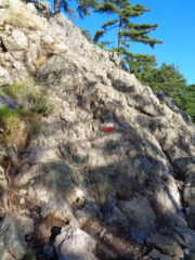 alcuni dei tratti di roccette che si incontrano dopo Bocca U Saltu