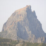 Il percorso di salite visto da Nord-Est dalla stazione di arrivo degli impianti di Artouste