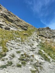 Tratto attrezzato poco sotto il col de la Petite Turra mt.2480