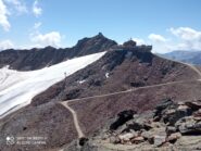 Albergo e vetta visti dalla Croda Grigia