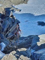Il tratto attrezzato lato des Evettes usato in inverno per arrivare in cima dalla Francia