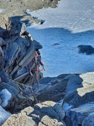 Il tratto attrezzato lato des Evettes usato in inverno per arrivare in cima dalla Francia