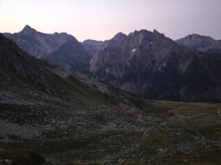 albeggia siamo al bivacchini Chardonney