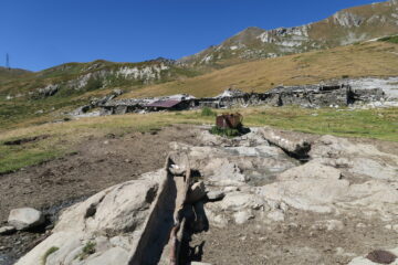 l'ultimo alpeggio ormai semidistrutto